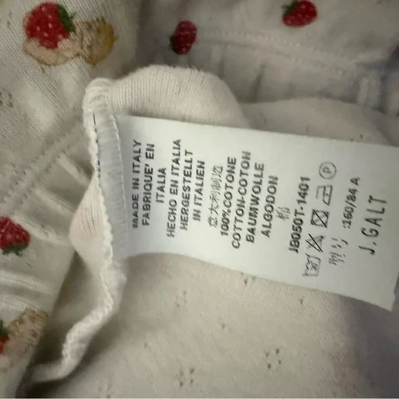 Brandy Melville shorts 🍓 - Picture 5 of 5